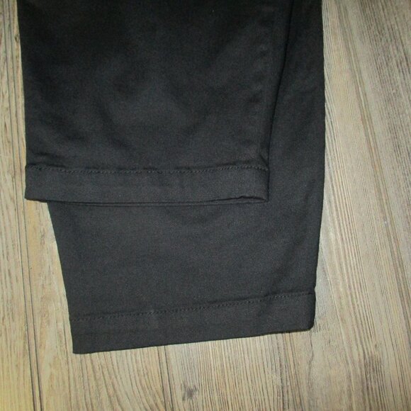 Torrid NWT Black Comfort Flex Waistband Taper Stretch Twill High-Rise Pant Sz 24 - Picture 11 of 12